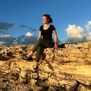 Meet your Posher, Danielle